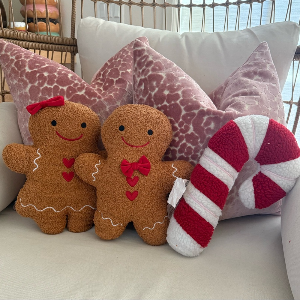 Target Gingerbread Plush girl boy Set with Candy Cane